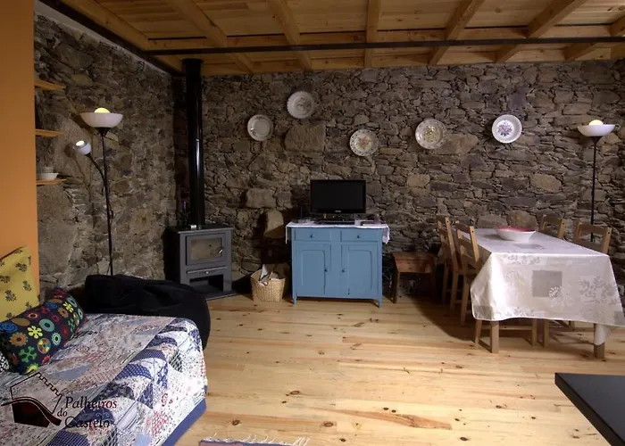 Penzion Palheiro Do Castelo - Patio 3*