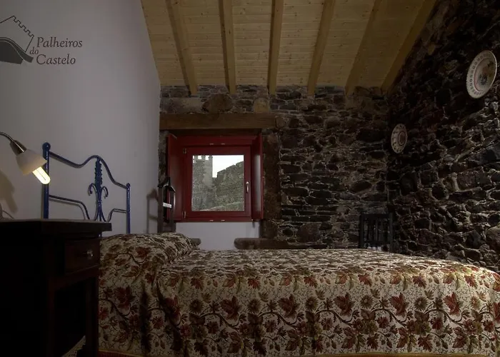 Palheiro Do Castelo - Patio Penzion Sabugal